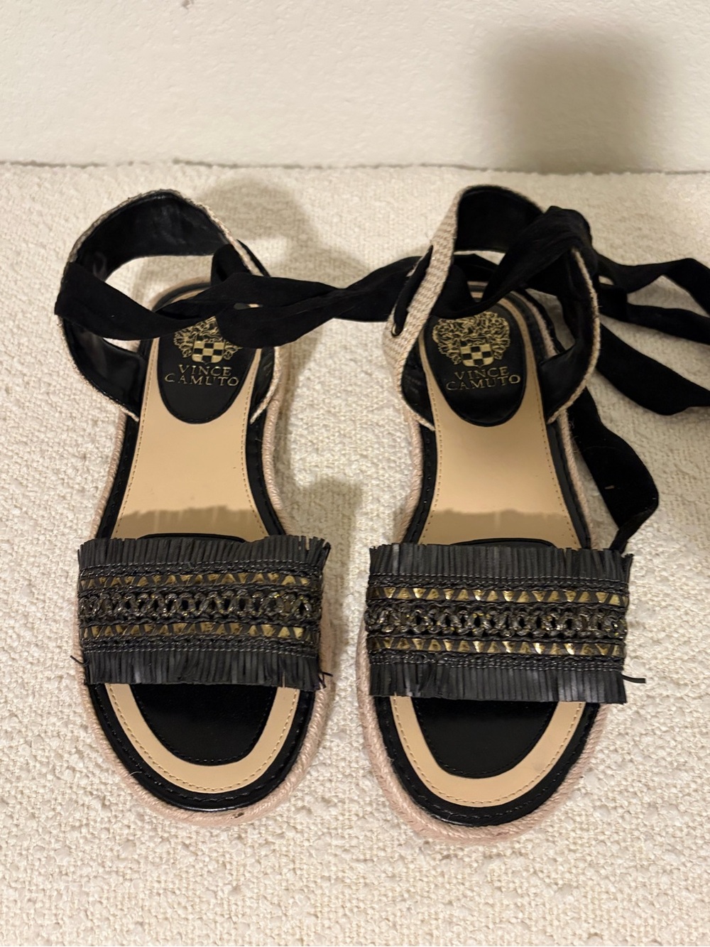 VINCE CAMUTO KIMANO SANDAL